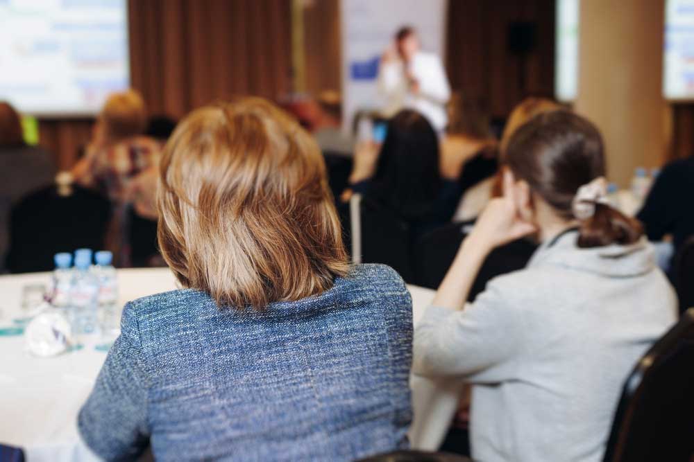 évnyitó rendezvények